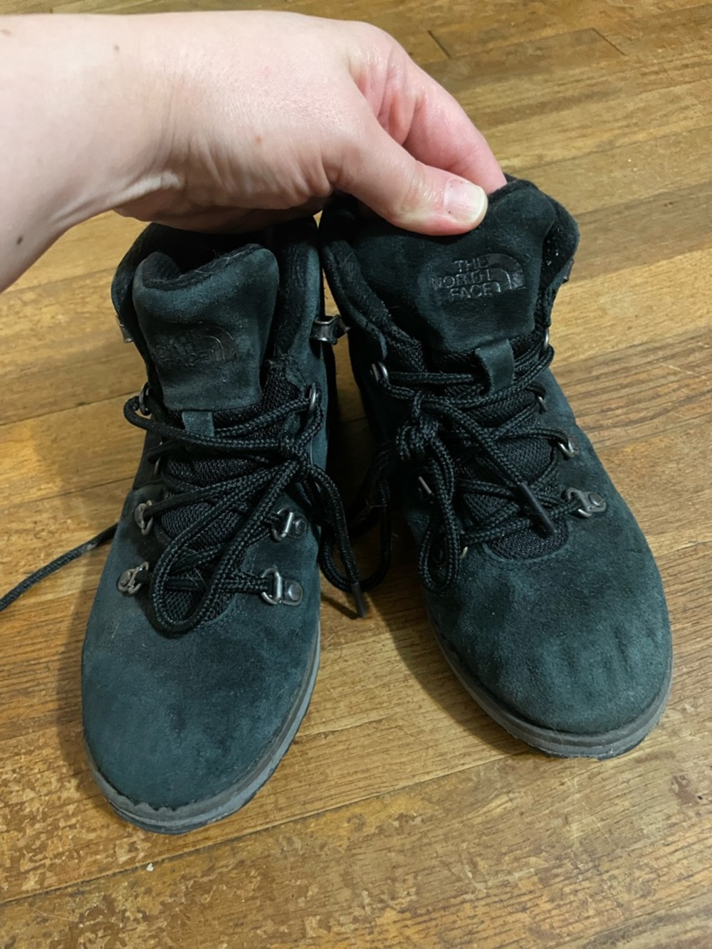 The North Face Black Suede Lace-Up kids Boots